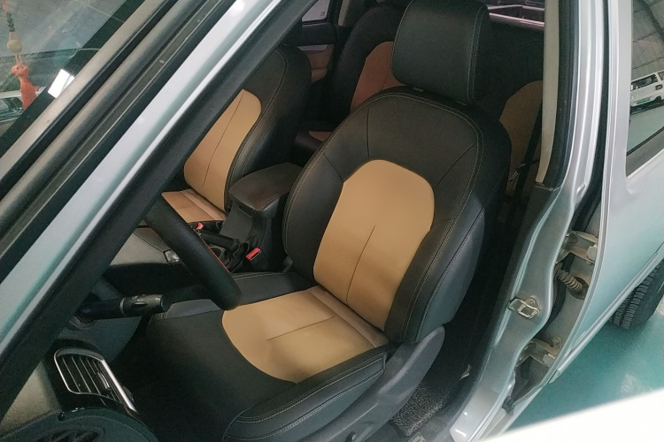 长城 风骏6 2014款 2.0T两驱领航型4D20B局部细节19