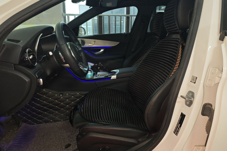 奔驰C级 2021款 C 260 星耀臻藏版中控内饰19