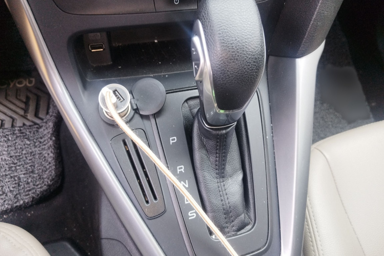 福特 福克斯 2018款 两厢经典 1.6L 自动舒适型智行版局部细节18