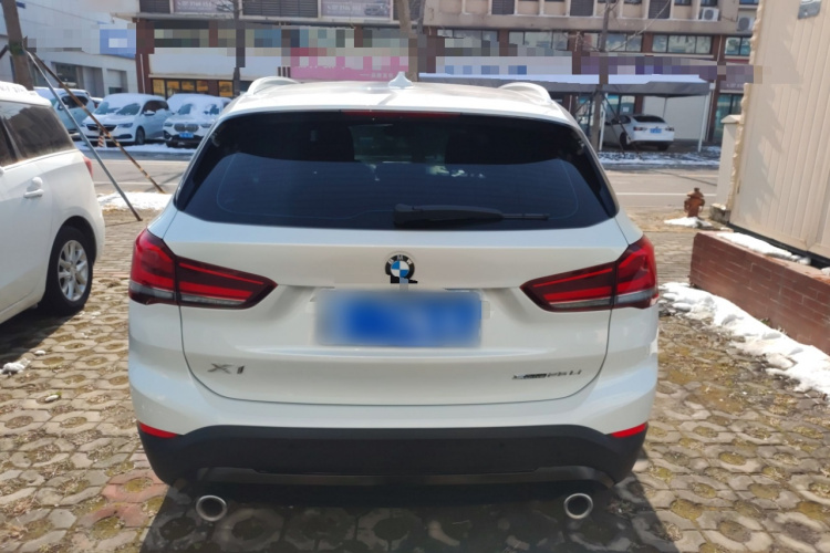 宝马X1 2021款 改款 sDrive25Li 领先型车身外观6