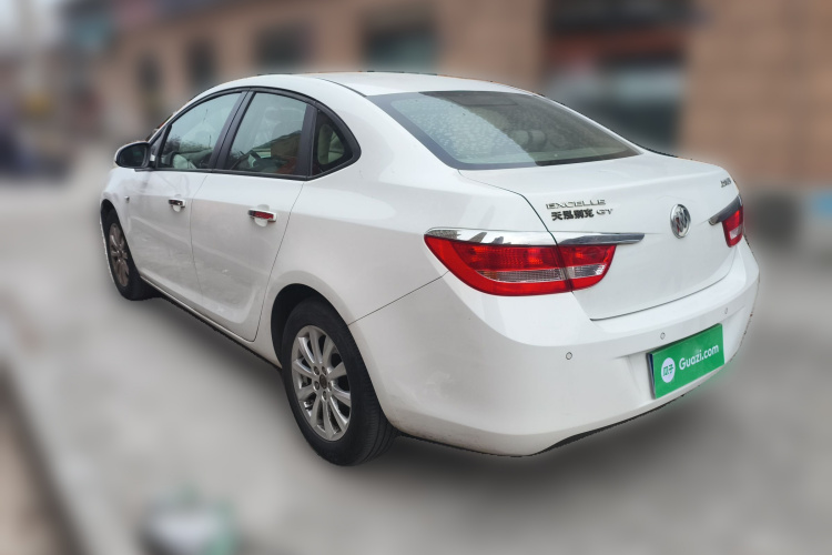 别克 英朗 2013款 GT 1.6L 手动进取版车身外观5