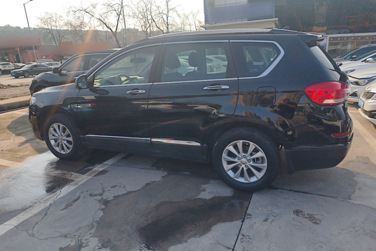 哈弗H6 2019款 运动版 1.5T 自动两驱精英型 国VI车身外观4