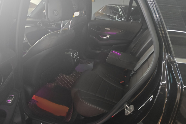 奔驰GLC 2020款 改款 GLC 300 L 4MATIC 动感型中控内饰7004