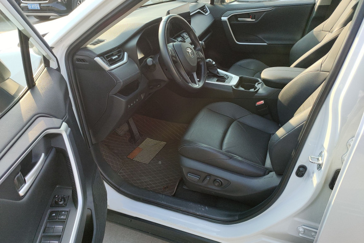 丰田 威兰达 2023款 2.0L CVT四驱豪华PLUS版中控内饰20