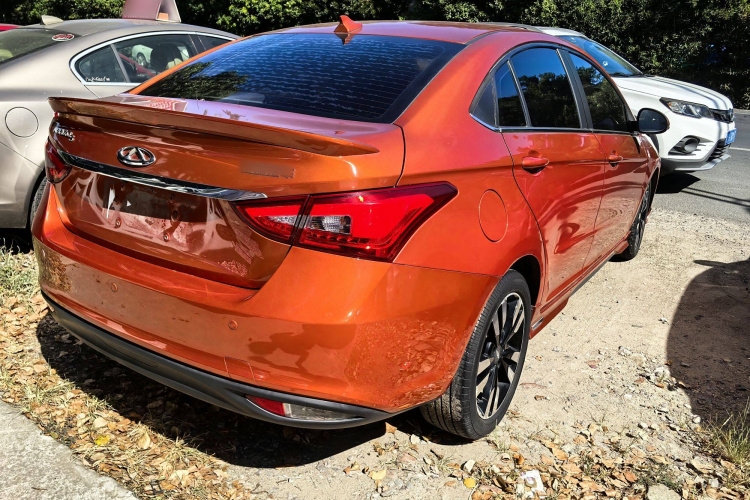 奇瑞 艾瑞泽5 2018款 1.5L 手动致敬青春版车身外观6005