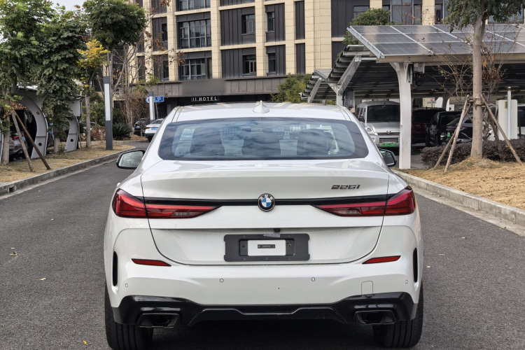 宝马2系(进口) 2023款 225i 四门轿跑车 M运动套装车身外观6010