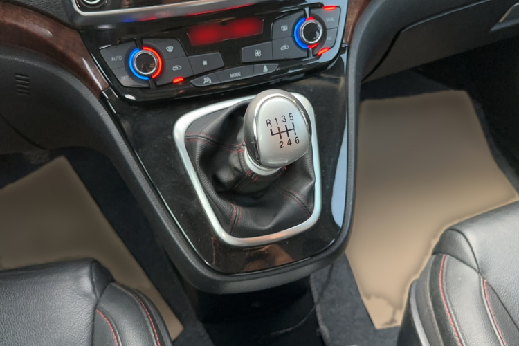 哈弗H6 2014款 运动版 1.5T 手动两驱精英型局部细节18