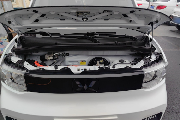 五菱汽车 宏光MINIEV 2022款 悦享款 磷酸铁锂机舱底盘24