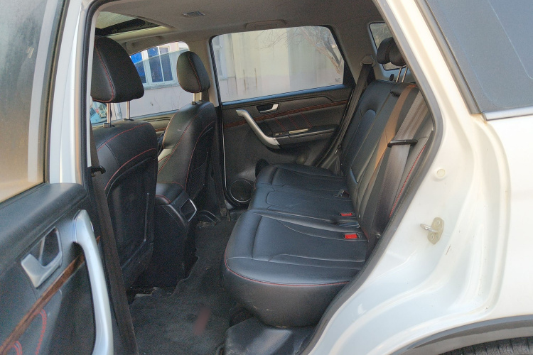 哈弗H6 2015款 改款 运动版 1.5T 手动两驱精英型中控内饰21