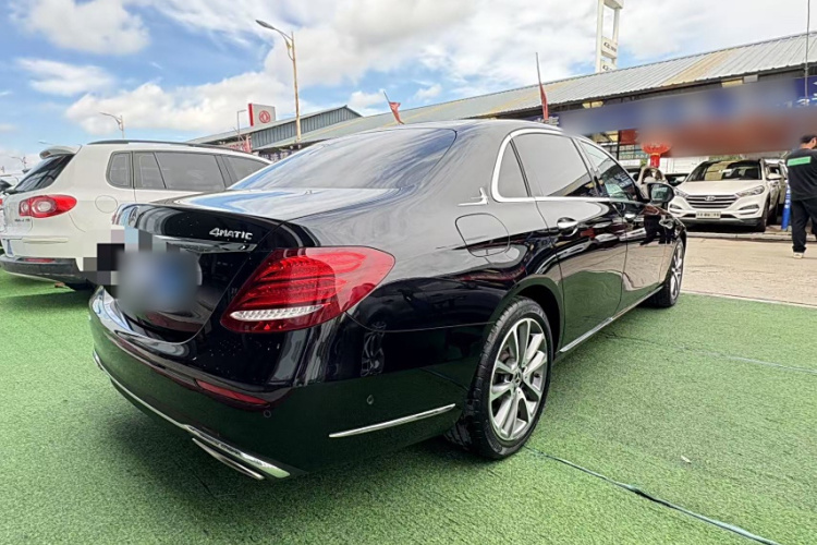奔驰E级 2019款 E 200 L 4MATIC车身外观6005