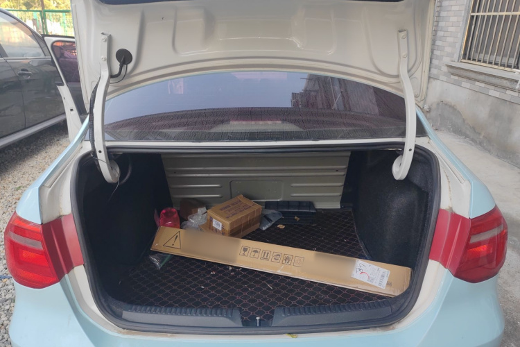 大众 捷达 2015款 质惠版 1.6L 自动时尚型机舱底盘23