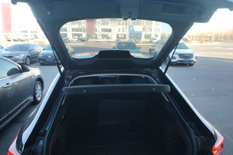 奔腾B70 2022款 第三代 1.5T 自动乐享型局部细节23