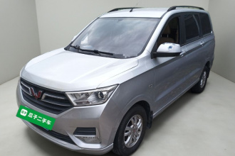 五菱汽车 五菱宏光 2018款 1.5L S舒适型L2B