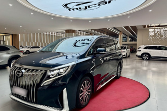 广汽传祺 传祺M8 2021款 大师系列 390T 尊贵版