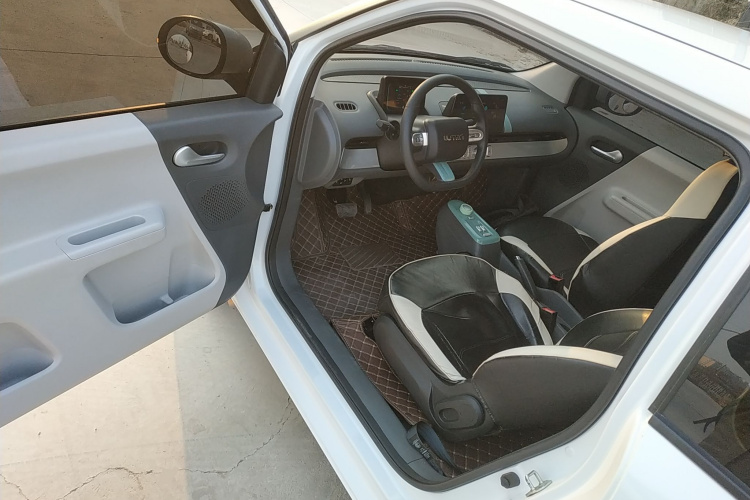 长安启源 长安Lumin 2023款 205km 香沁款中控内饰20