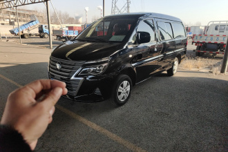 东风风行 菱智 2022款 奋斗款 M5L 1.6L 基本型 9座