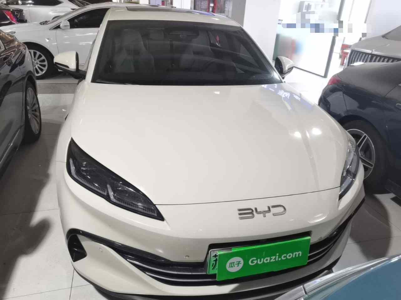 比亚迪 海豹06新能源 2025款 DM-i 智驾版 120KM尊荣型(1)