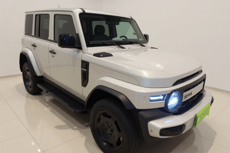 奇瑞iCAR V23 2025款 550两驱智驾版车身外观3