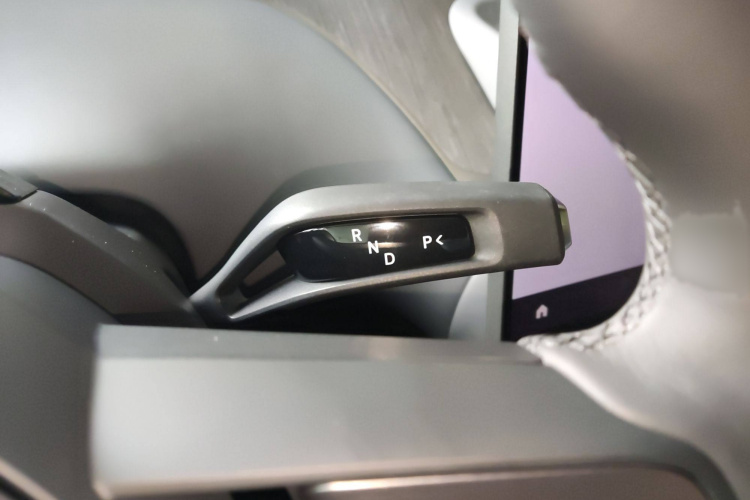 小米汽车 小米YU7 2025款 超长续航高性能四驱Max版局部细节18