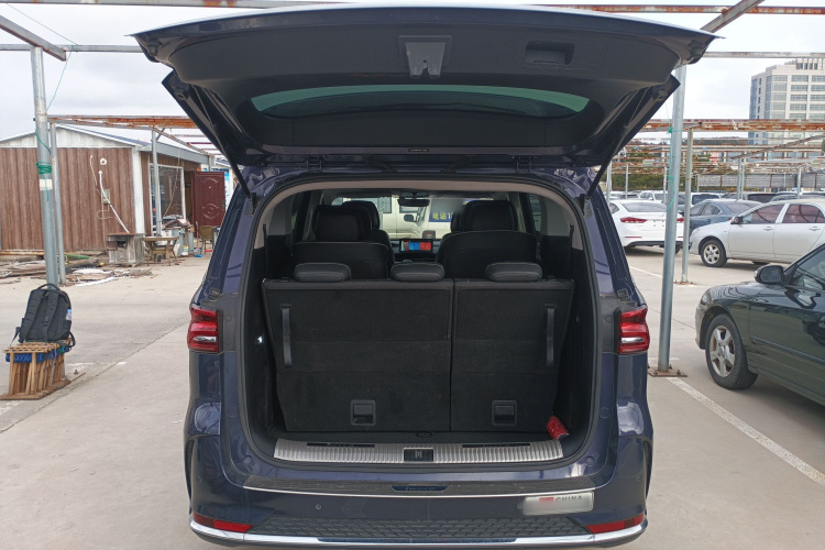 荣威iMAX8 2022款 400TGI 旗舰版局部细节23