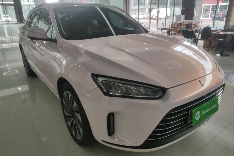 鸿蒙智行 问界M5 2022款 增程后驱标准版车身外观3