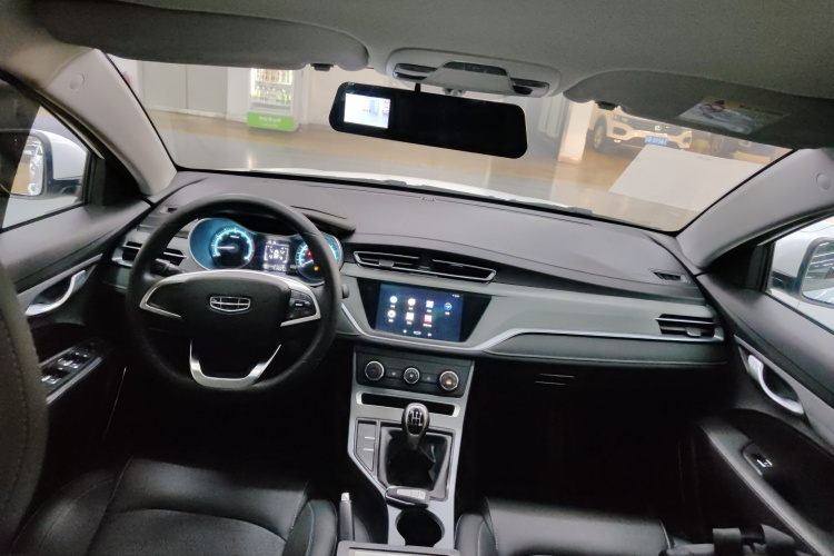 吉利汽车 帝豪 2021款 UP 1.5L 手动舒适型中控内饰12