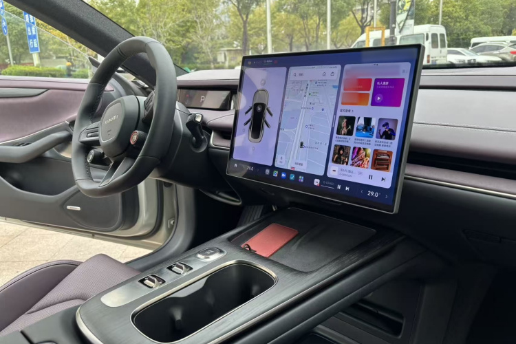 小米汽车 小米SU7 2024款 后驱超长续航高阶智驾Pro版中控内饰7006