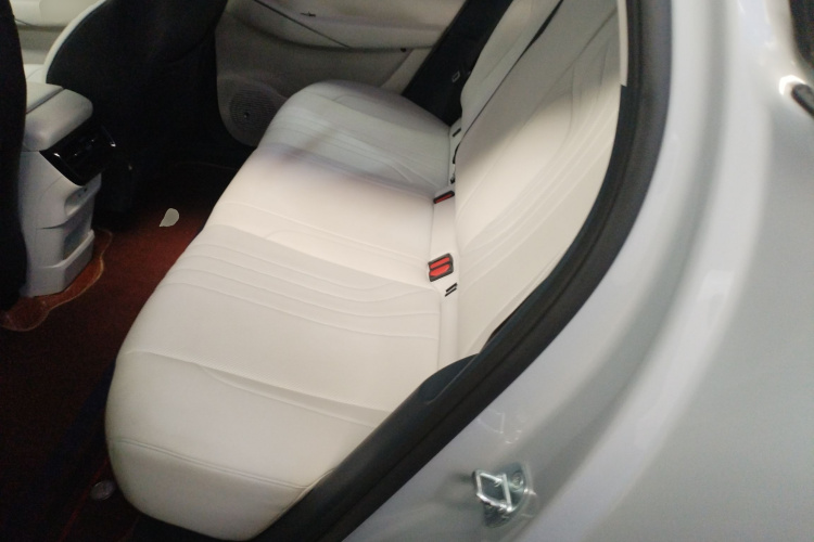 吉利银河 银河E5 2024款 440km 探索版中控内饰21