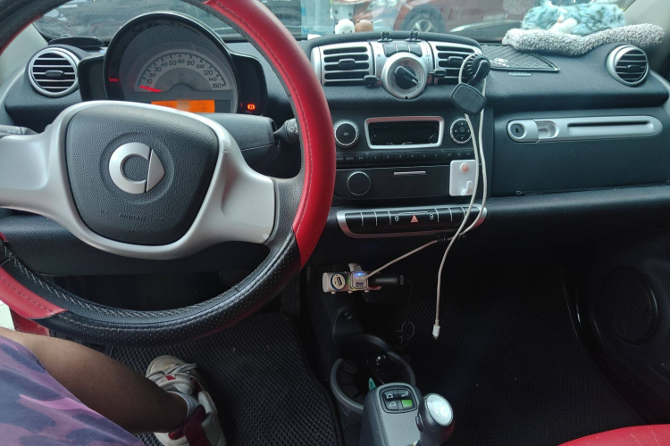 smart fortwo 2011款 1.0 MHD 敞篷激情版中控内饰7002