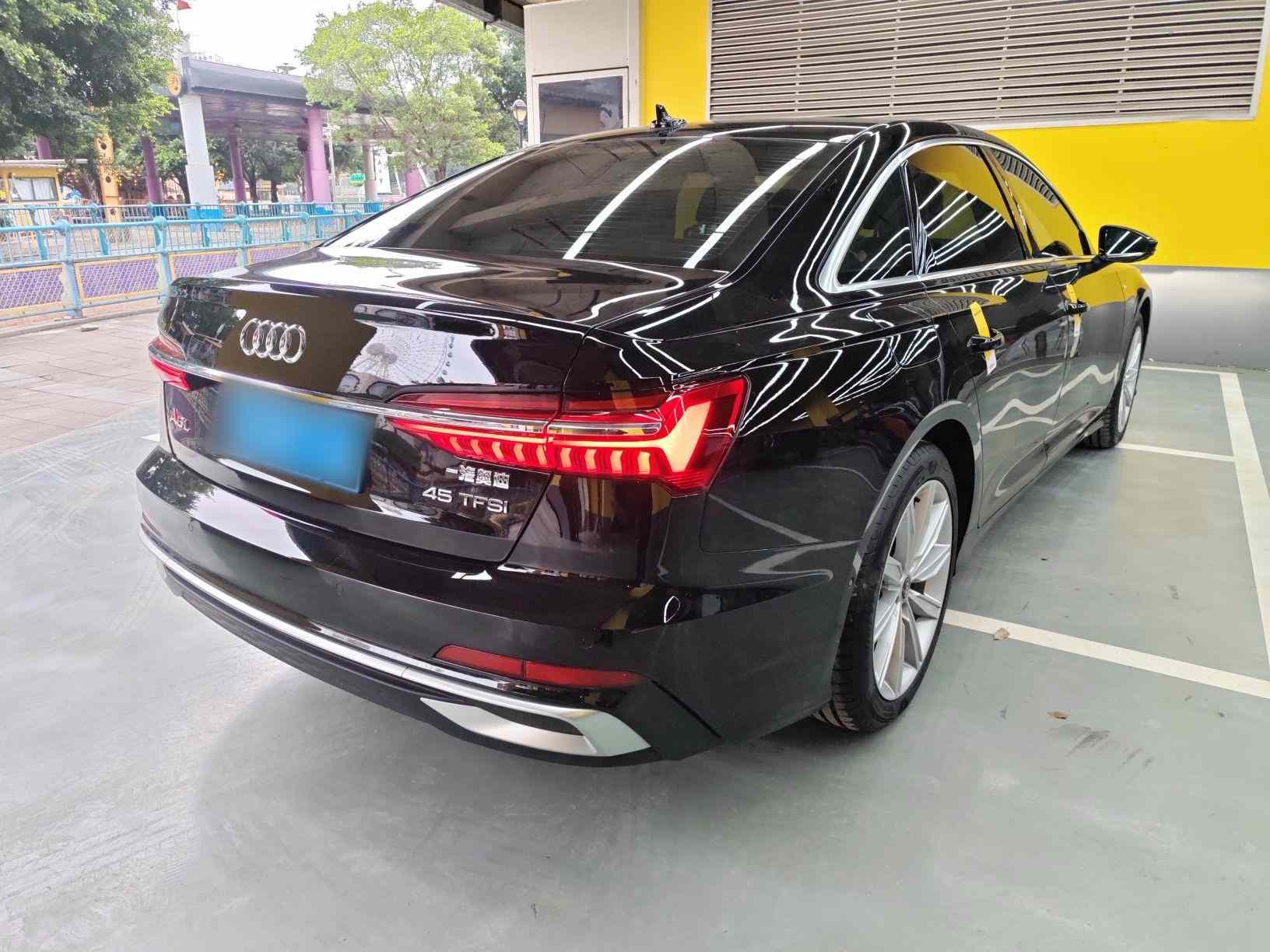 奥迪A6L 2024款 45 TFSI 臻选动感型(4)