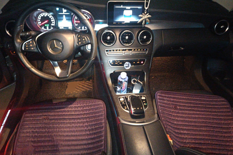 奔驰C级 2015款 C 200 L 运动型中控内饰12