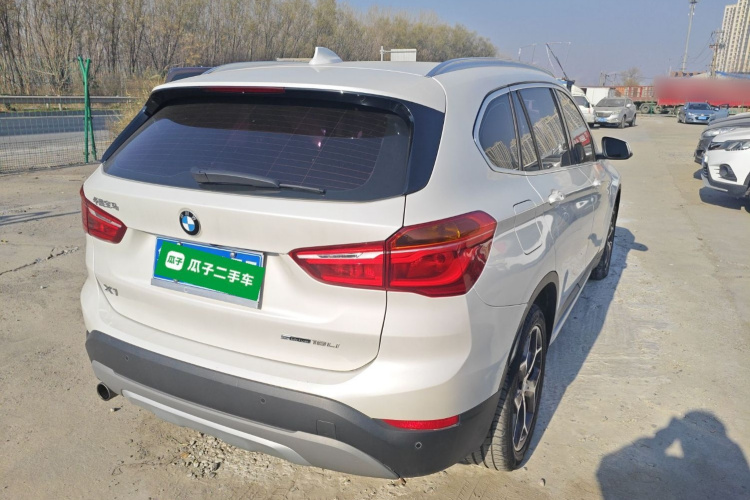 宝马X1 2019款 sDrive18Li 尊享型车身外观7