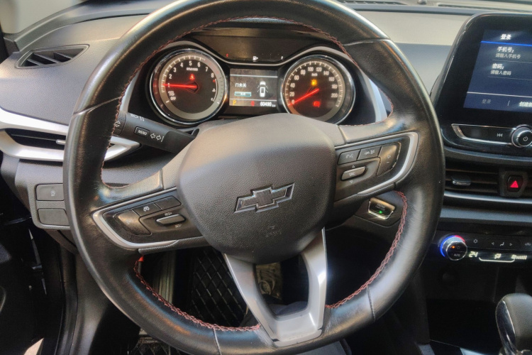 雪佛兰 沃兰多 2020款 轻混 Redline 530T 自动纵享版（5+2款）局部细节13