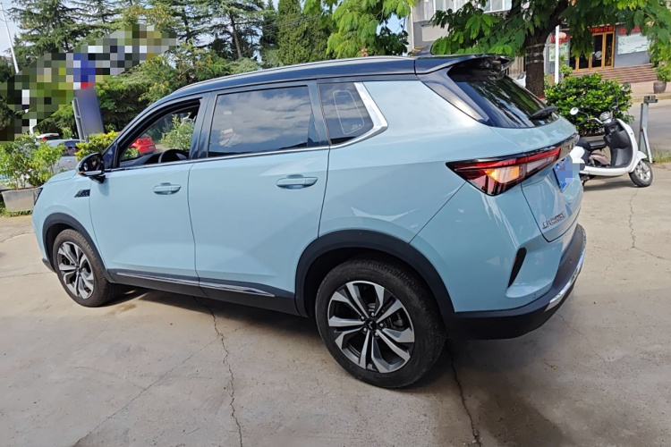 五菱汽车 五菱星辰 2021款 1.5T CVT星辉版车身外观4