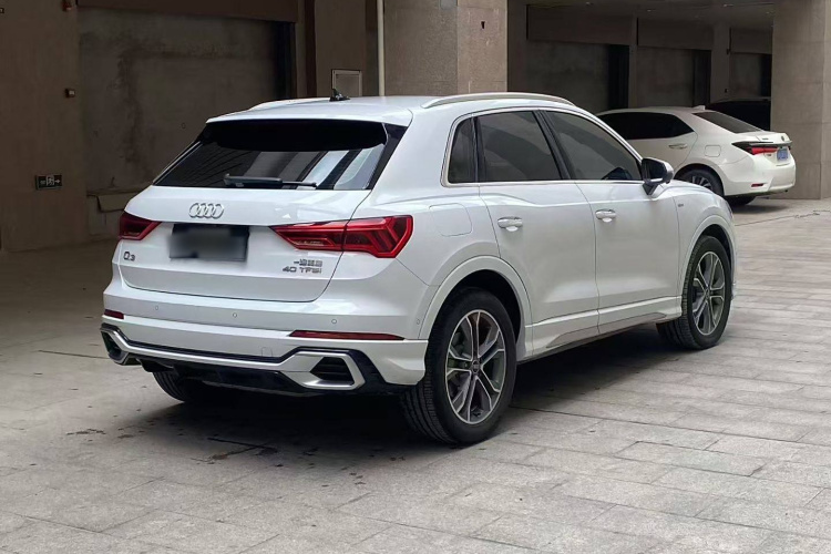 奥迪Q3 2024款 40 TFSI 时尚动感型车身外观6006