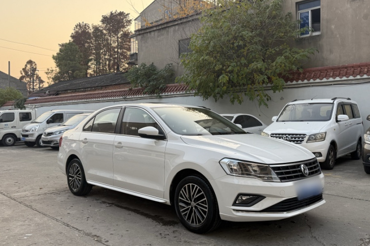 大众 捷达 2017款 1.5L 自动舒适型车身外观6004