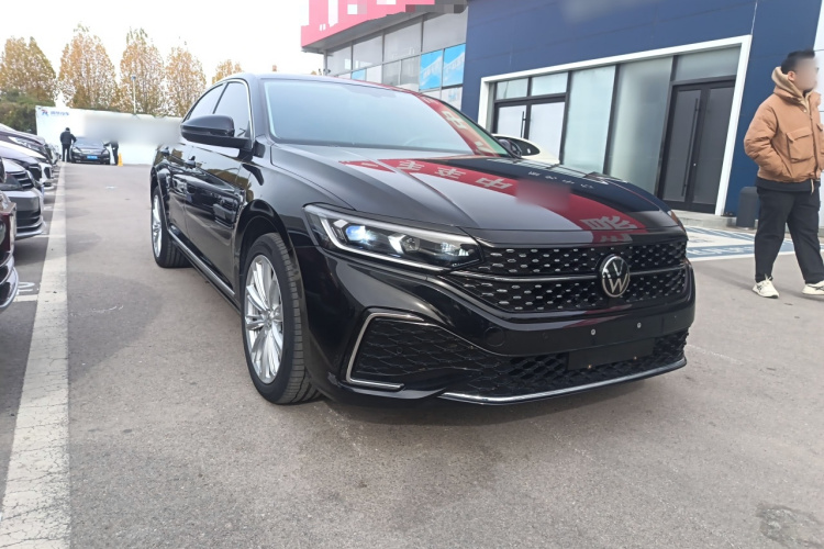 大众 帕萨特 2023款 改款 330TSI 星空精英版车身外观3