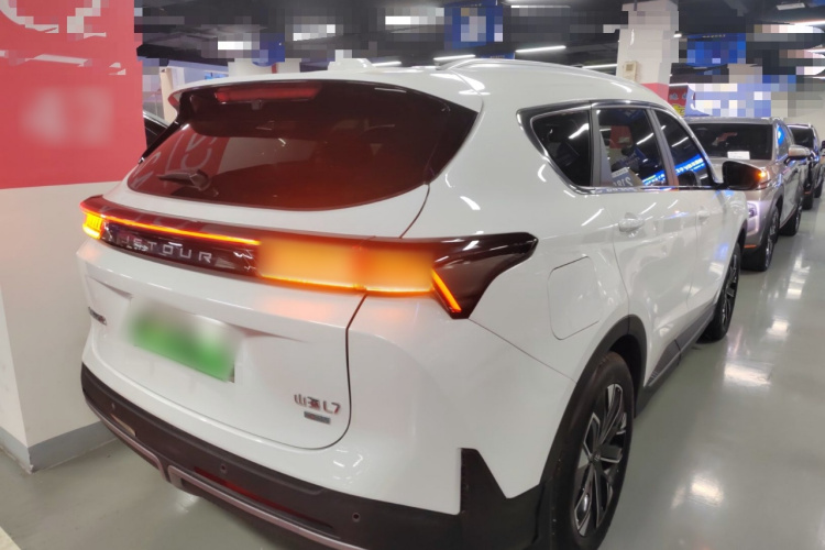 捷途山海L7 2024款 1.5T 120km MAX+ 7座车身外观7