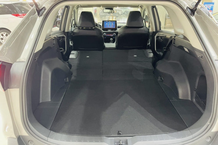 丰田 RAV4荣放 2020款 2.0L CVT两驱风尚版中控内饰7003