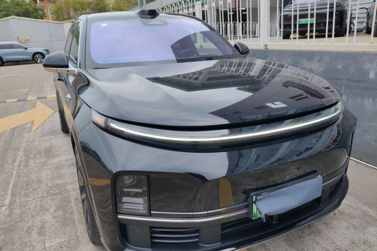 理想汽车 理想L7 2024款 Ultra车身外观3