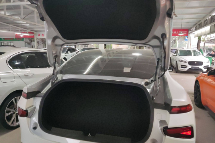 小鹏P7 2023款 586E局部细节23