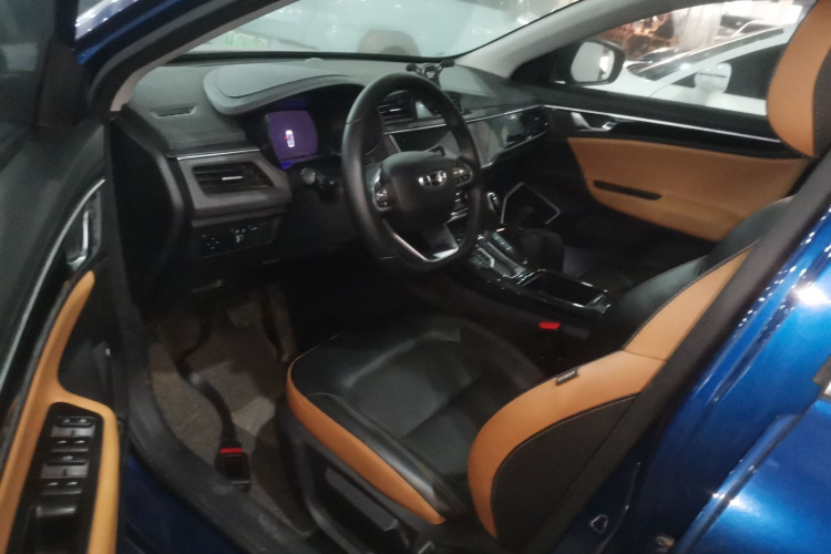 吉利汽车 帝豪GL 2020款 1.4T CVT豪华型中控内饰20