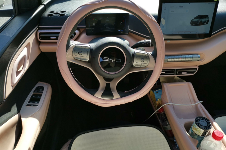 比亚迪 海鸥 2025款 305km 活力版中控内饰13
