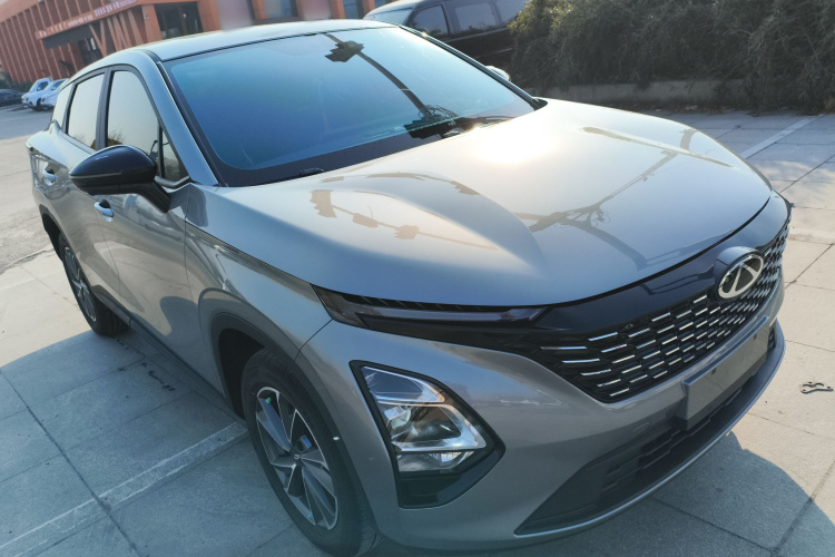 奇瑞 瑞虎5x 2025款 高能版 1.5T CVT豪华型车身外观3