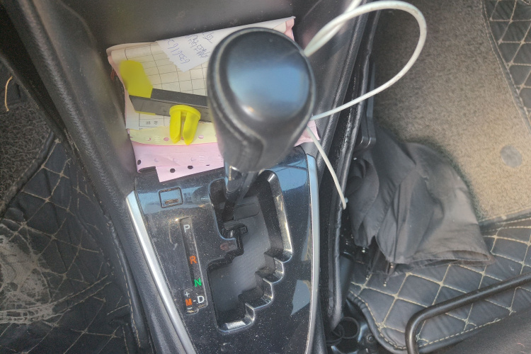 丰田 YARiS L 致炫 2017款 1.5G CVT劲速天窗升级版局部细节18