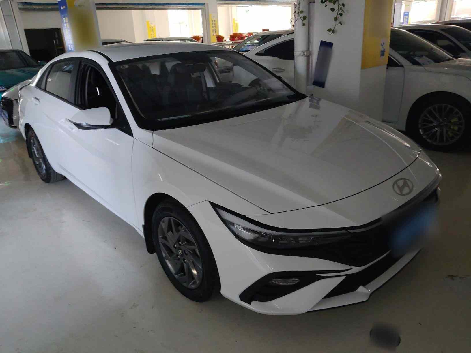 现代 伊兰特 2023款 1.5L CVT GLS领先版(5)