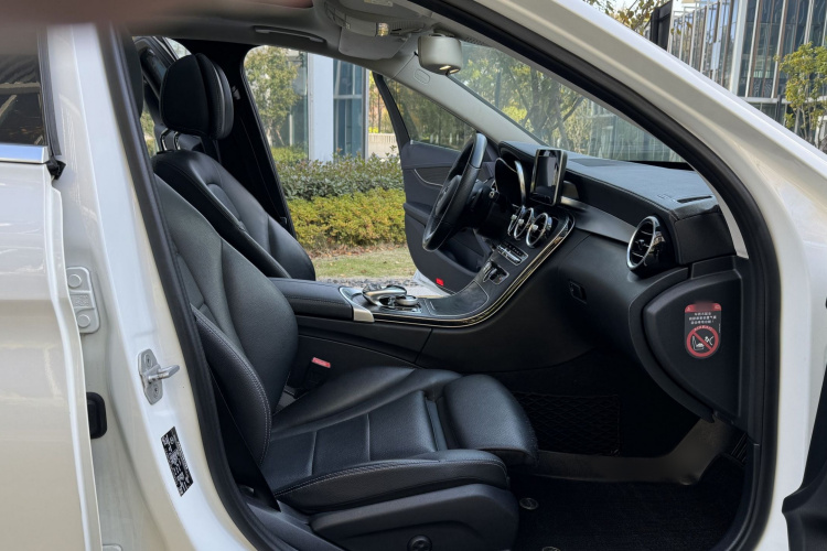 奔驰C级 2015款 C 200 L 运动型局部细节41