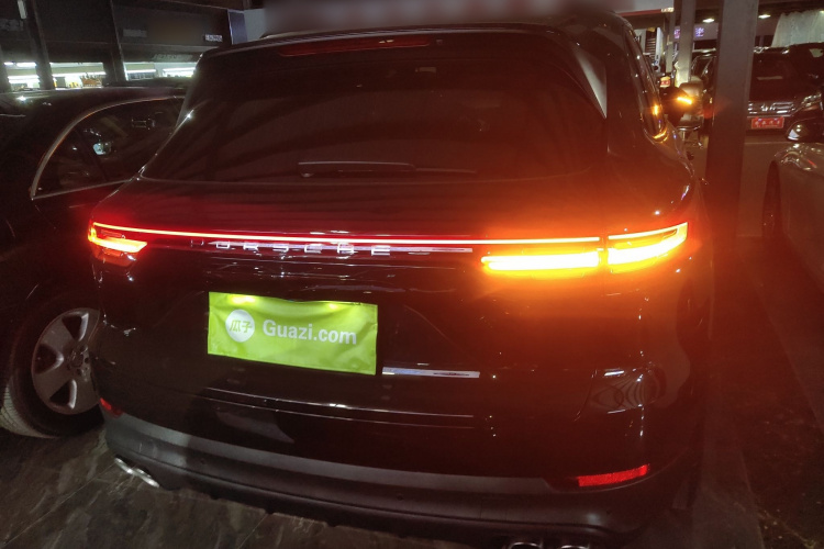 保时捷 2018款 Cayenne 3.0T车身外观6