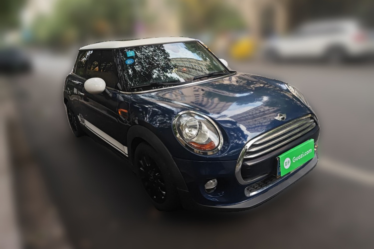 MINI 2016款 1.5T COOPER车身外观3