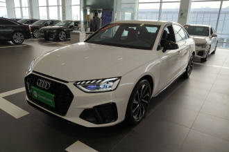 奥迪A4L 2023款 40 TFSI 豪华动感型